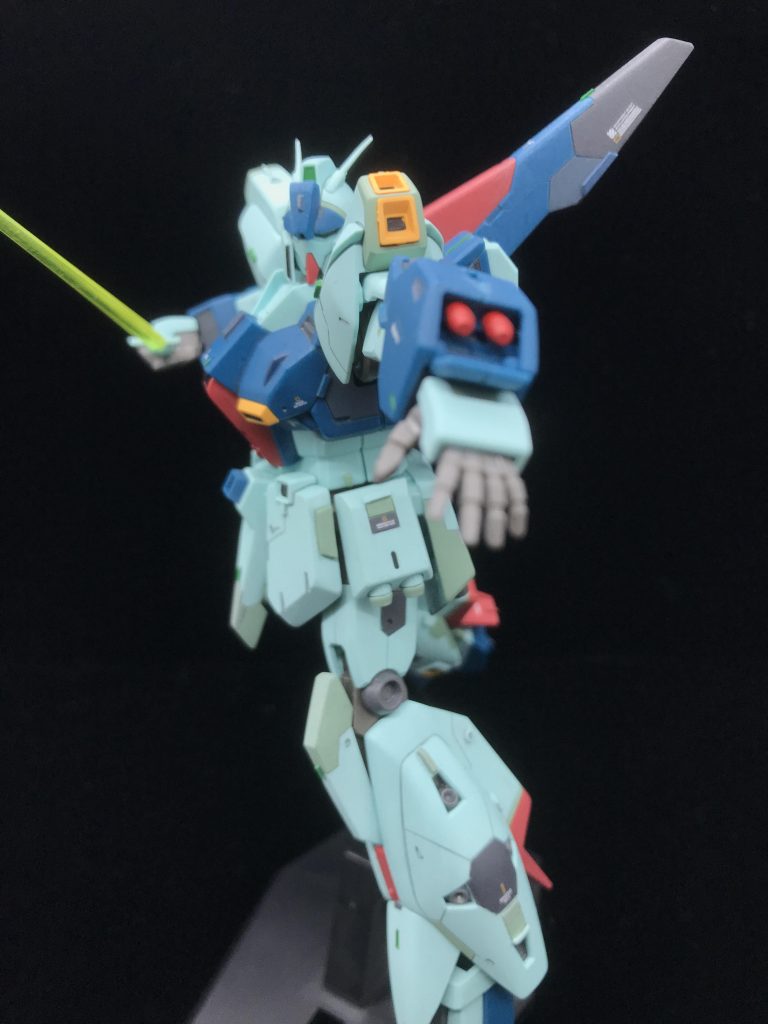 グレネード・ランチャーも色分けして塗りました。