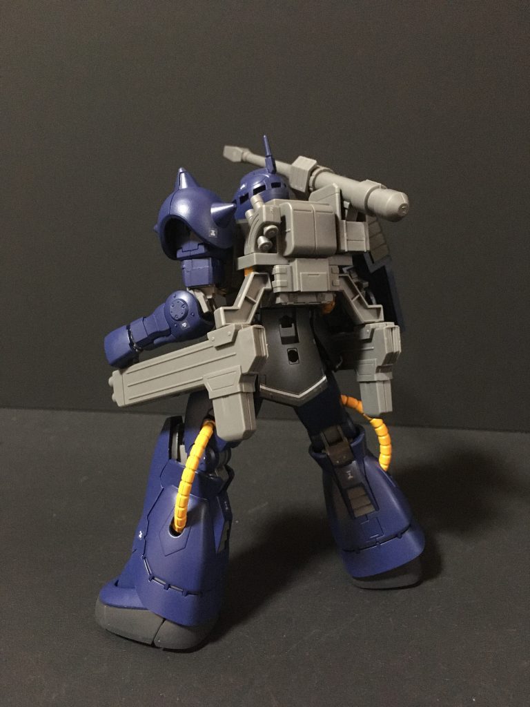 後方ショット宇宙用にバックパックは換装されたという設定ですが、、、詳細不明なためキットのままとしました。