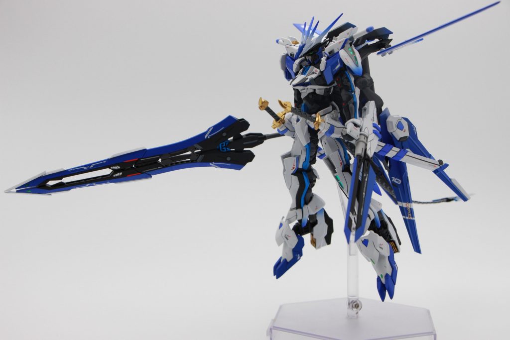 全武装をモリモリにしたタイプ正直やりすぎたと思いますが、思いつくままに足していく作業は楽しかったです。