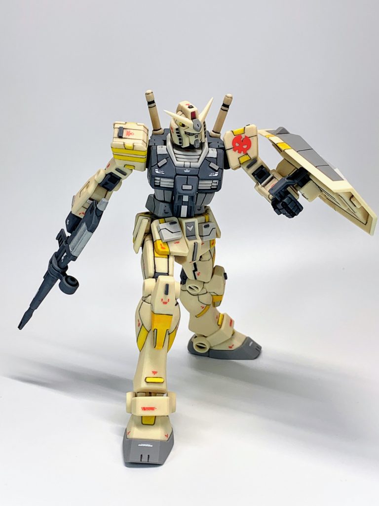 スミ入れはエナメル塗料の黒で実施。🐣卵殻プラの強度がわからなかったので、パーツが割れないことを神様に祈りながらスミを流し込んでました。