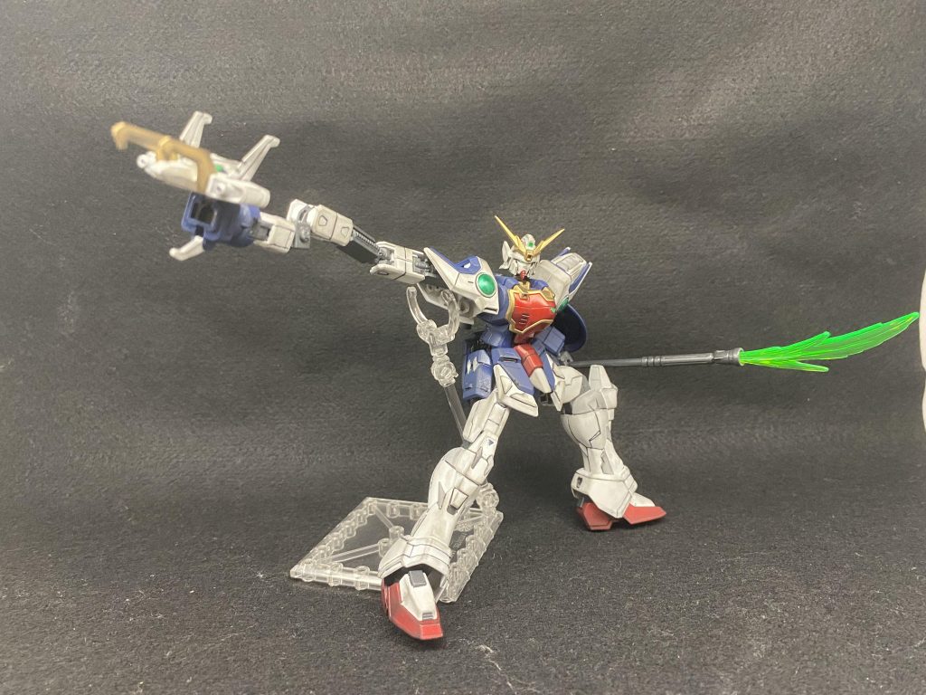 ドラゴンハングを展開して。腕が伸びるってなんかいいですよねー。どうにかして火炎放射エフェクトも作ればよかったかな。