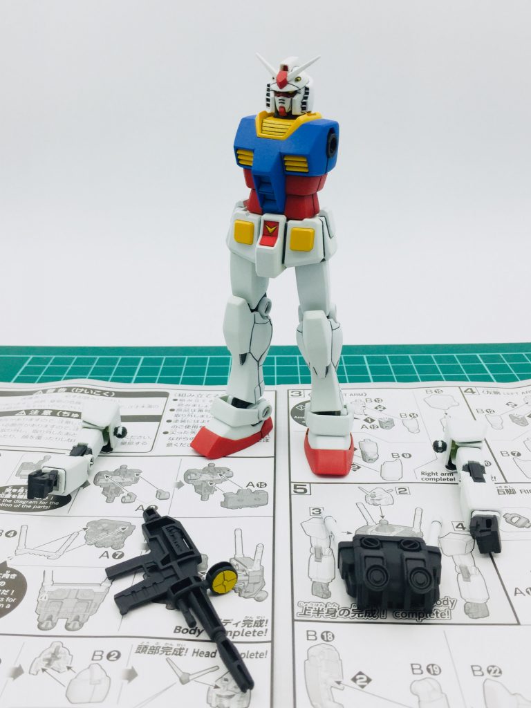 つや消しトップコートを吹き完成です。ブログに詳細を記載していますので見ていただければ幸いです! クリック≫1/144 RX-78-2 ガンダム 組立体験会Ver. 完成≪クリック