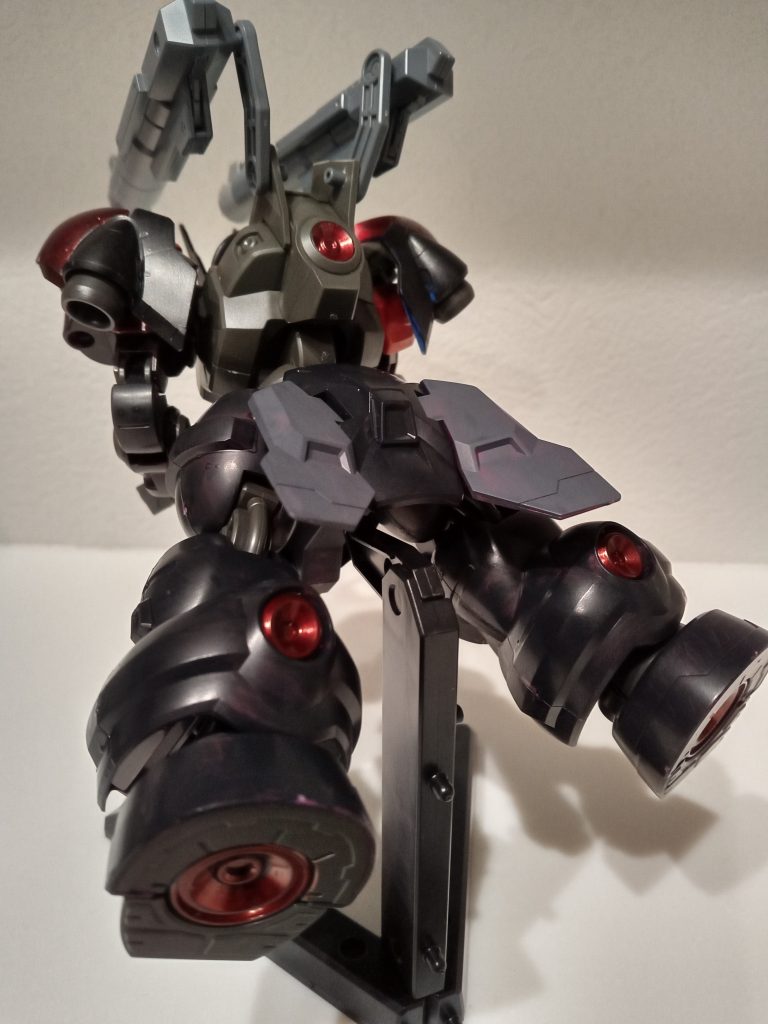 ストーリーよりバーニア赤はロイヤルメタレッド！