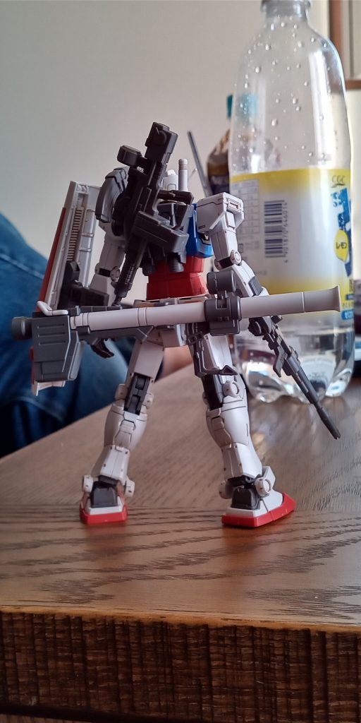 ライフルを担ぐのもいいですね。