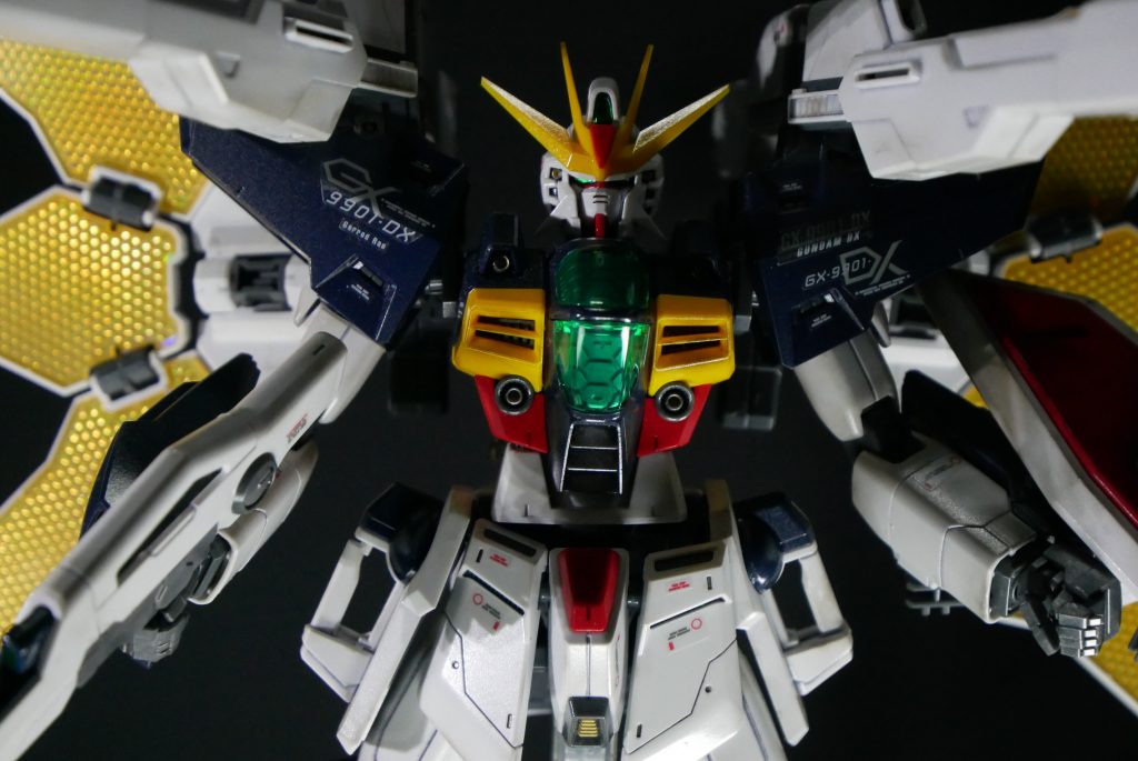 月からのマイクロウェーブをエネルギーにブッ放す元祖髭ガンダムDX!!–8枚目/制作者:suteteko76