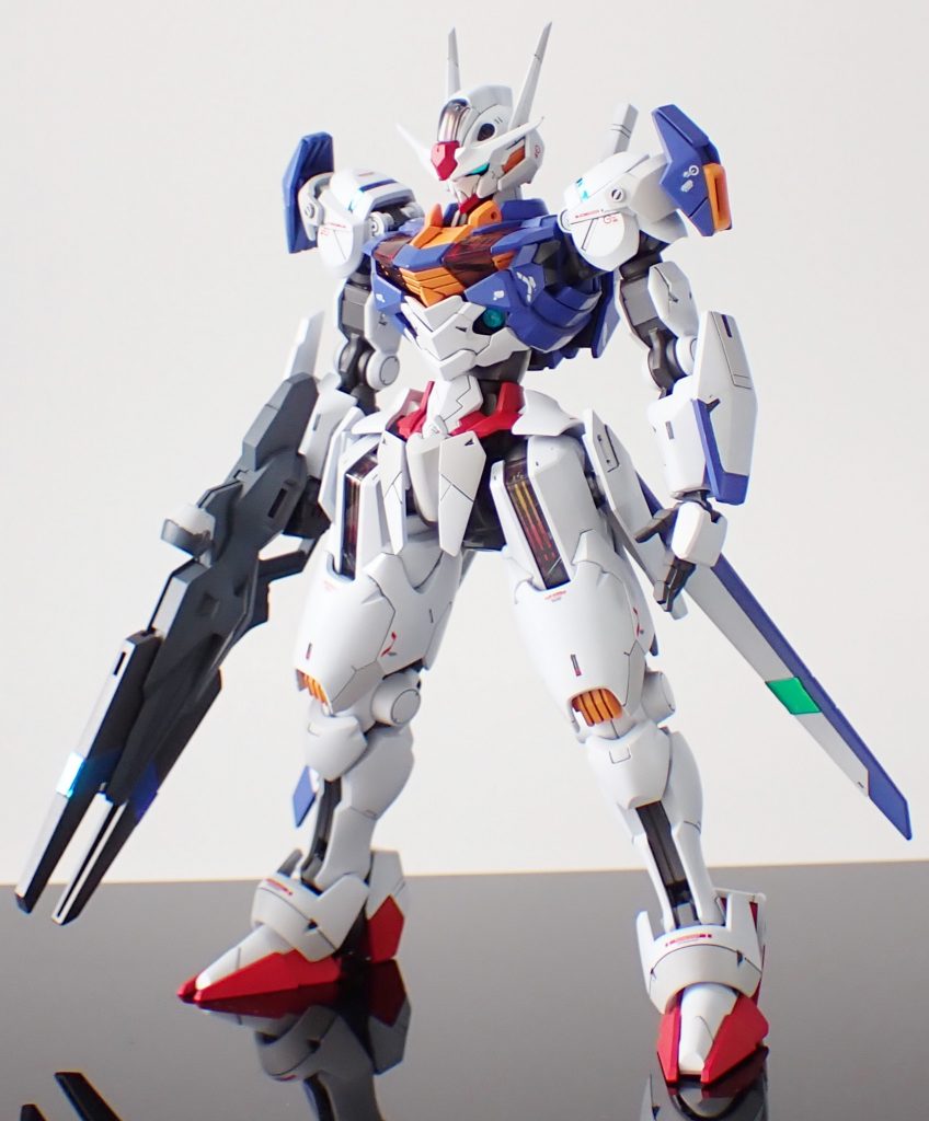 バックパックとロングライフルを取り付けただけなので、ノーマルのエアリアルにも戻せます。