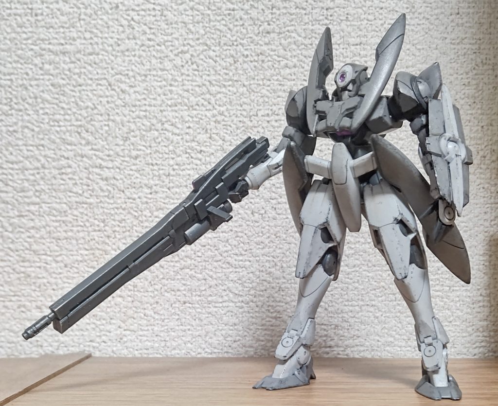 造形は文句なしにカッコいいので、結局棒立ちがいちばん。