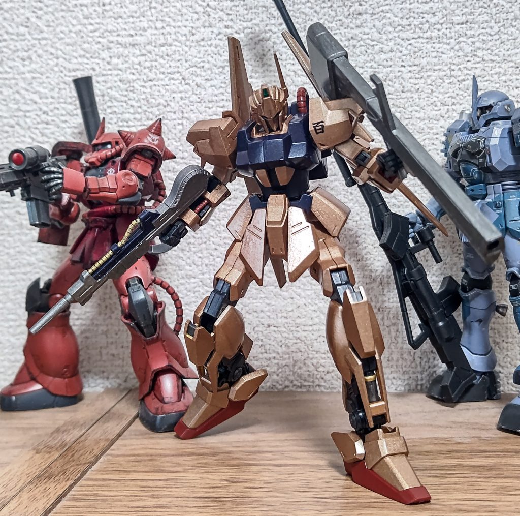 首は1ミリほど延長しています。顎を引いたポーズでてきめん効果が出ている、出てるんじゃないかな、出てると思う。