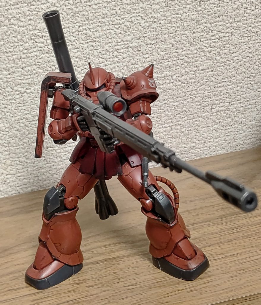 HG シャア専用ザクⅡ 赤い彗星ver–4枚目/制作者：仲村　燈