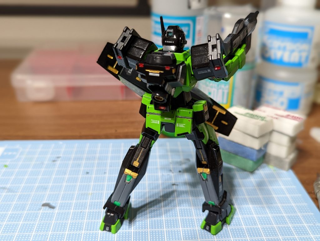 2020年式は差し色に赤と金が入っていたので、程々に入れてみました。バックパックは車っぽくなったのも気に入っています。