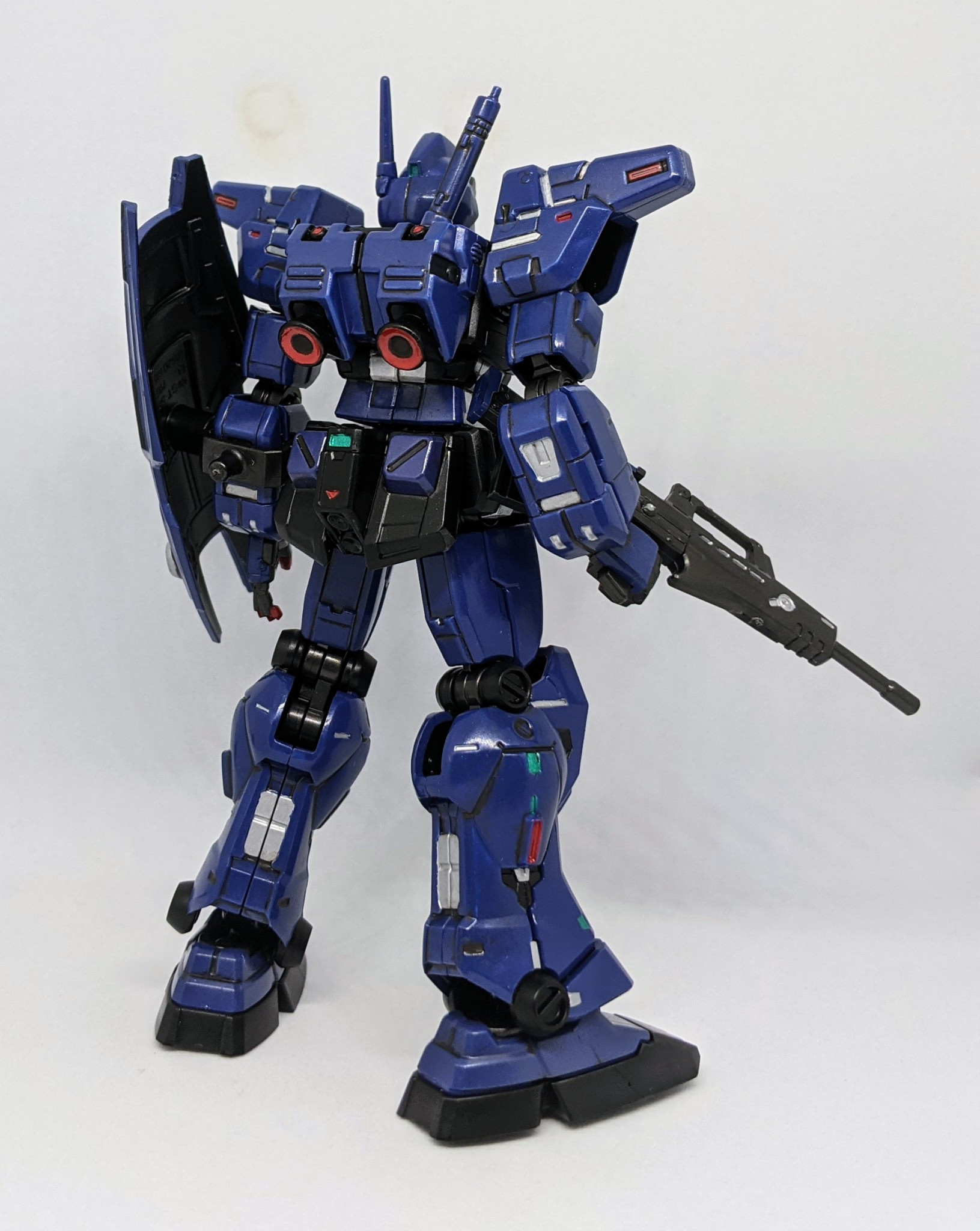 HGUC ジムカスタム 塗装済改修完成品 - プラモデル