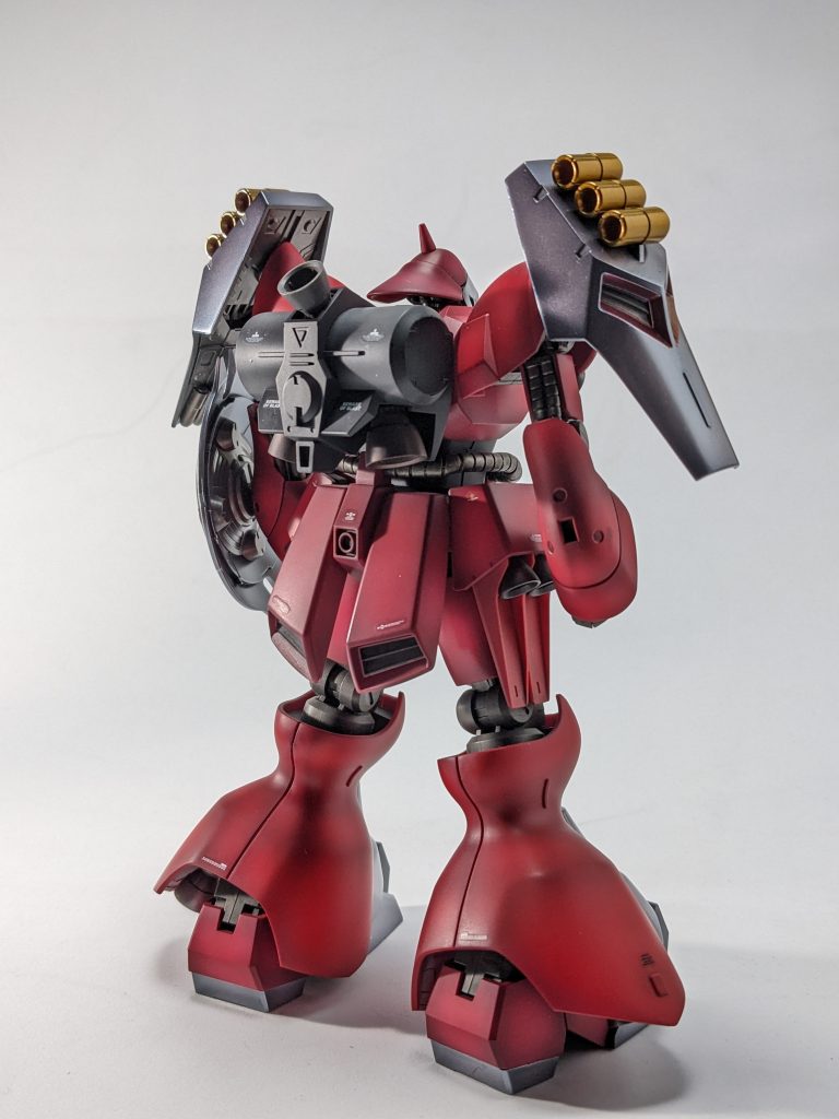 今回も塗装を楽しみたいので普通に組んでます。所々合わせ目消しはしましたが基本素組みです。表面処理も気になる所だけしかしていません。