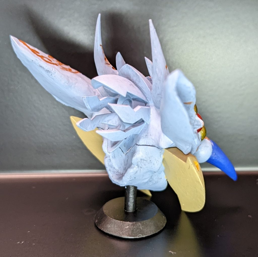 耳や下顎から後部の造形はBlenderにて。