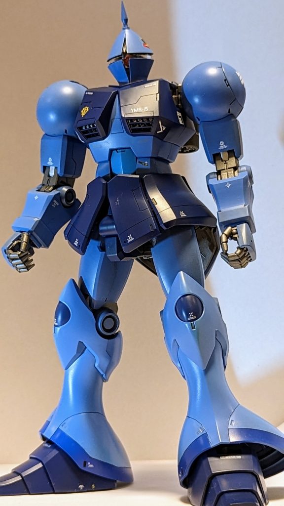 調色を誤り、大分色が濃くなってしまいましたが、捨てるのがもったいなくてそのまま塗布。暗めの標準デカールが、ほぼ使えなくなる。という良い経験をしました。