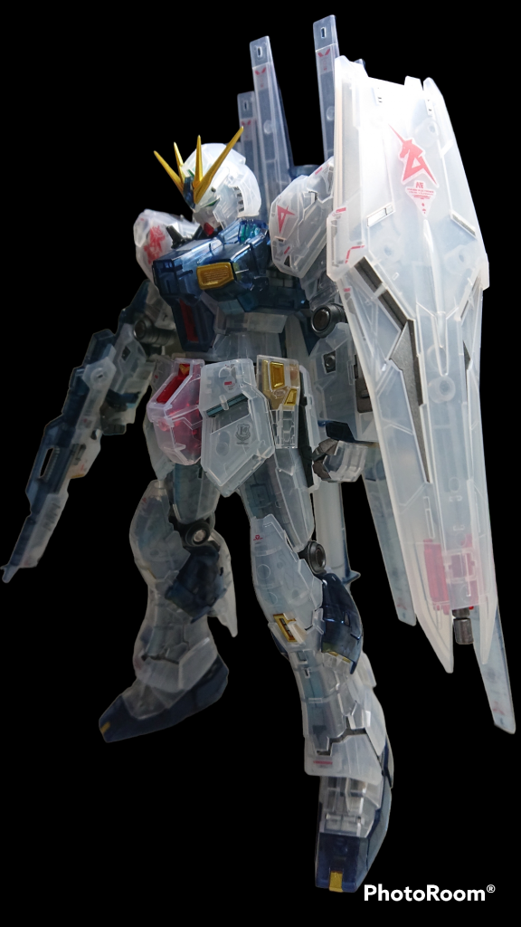 クリアなのでデカール少しにするつもりが、いつも通りです(笑)