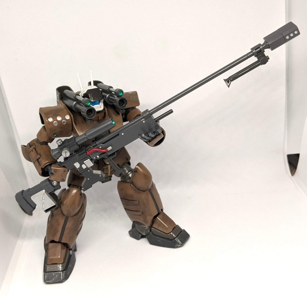 可動域にこれと言って改修した点は無し、ハンドパーツはビルドシリーズの物から流用してます。