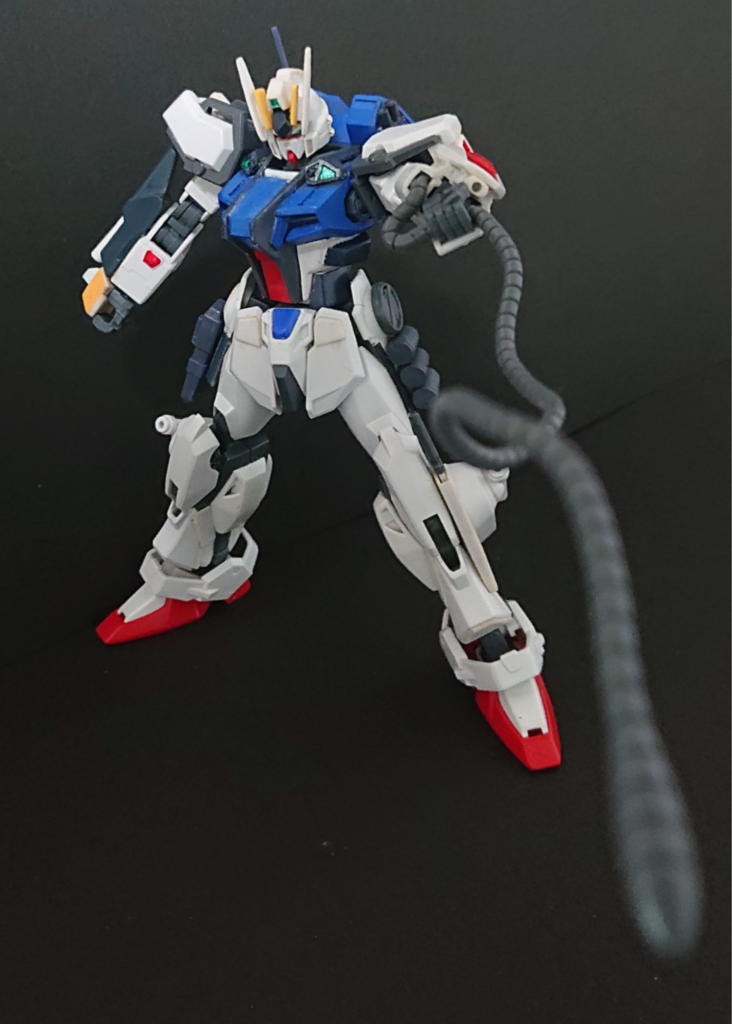 ヒートロット グフイグナイテッドに装備されている武装の情報を参考に、本機用にと試作,装備された武装。打撃の他、電流での攻撃により内部メカを誘爆させることも可能としている