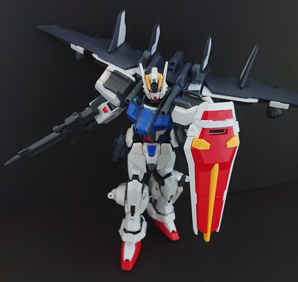 専用のI.W.S.P.をオプション変更することによって、ジェットストライカー形態に変更可能。この際、翼部にミサイルが装備される