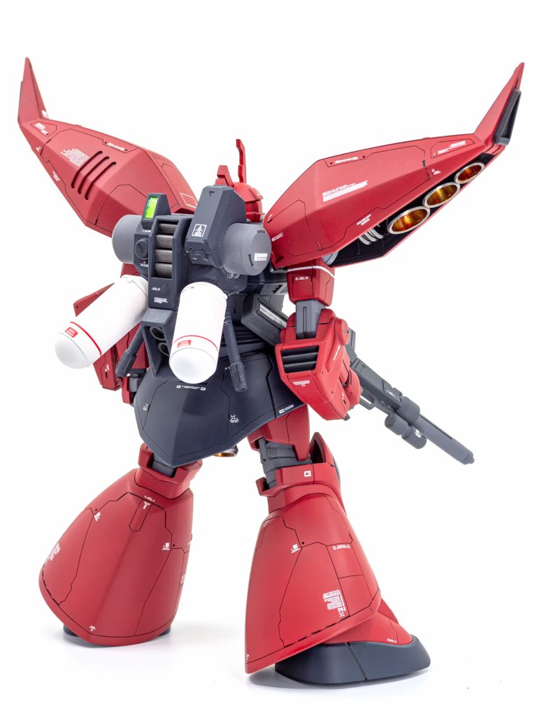 プロペラントタンクは白にしました。