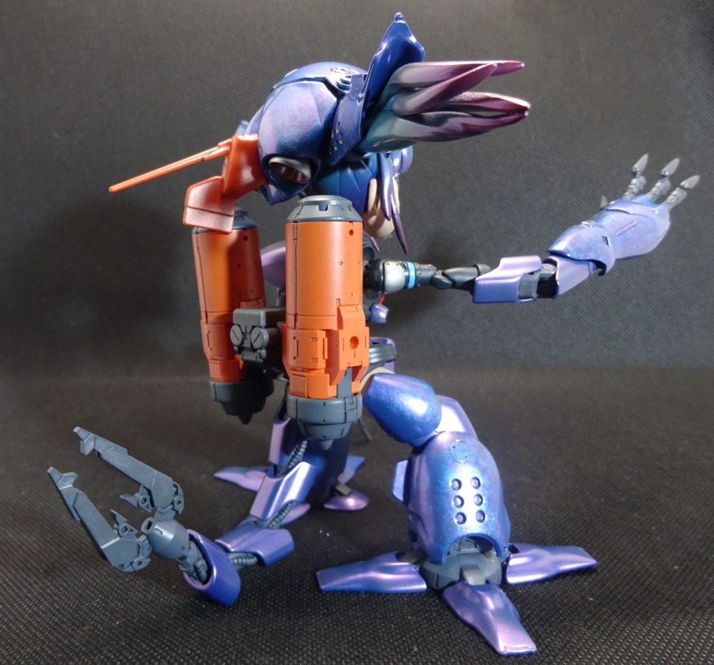 バックショット ここが一番イラストと違うのですが 水中ブースターを頭ではなく腰に取り付けました 頭だとさすがに重すぎるのと間延び感が凄かったので こっちの方がやはり安定します