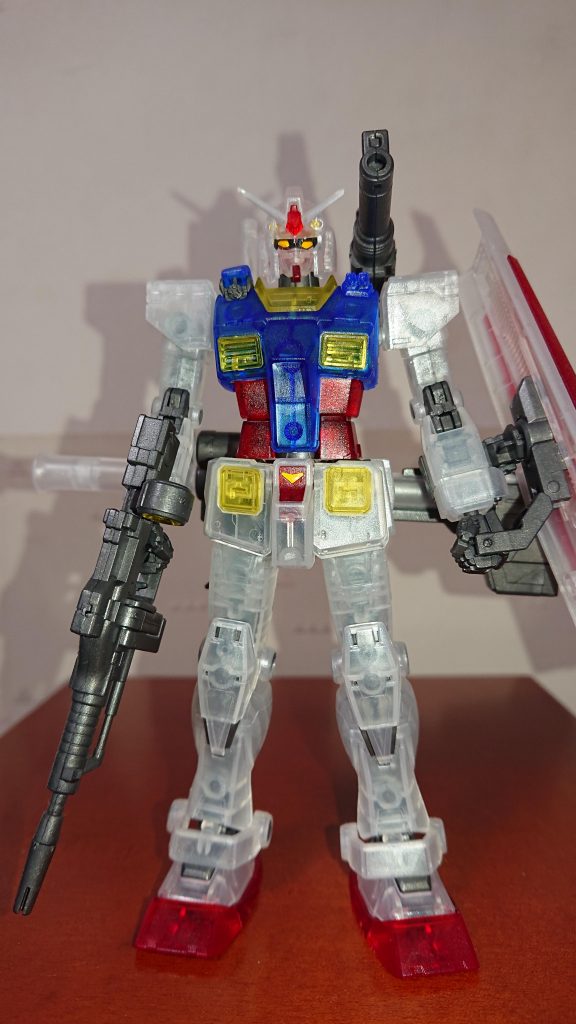 正面から。４枚とも強制フラッシュで撮ってます☀️LEDの当て方で変わるかもですね～