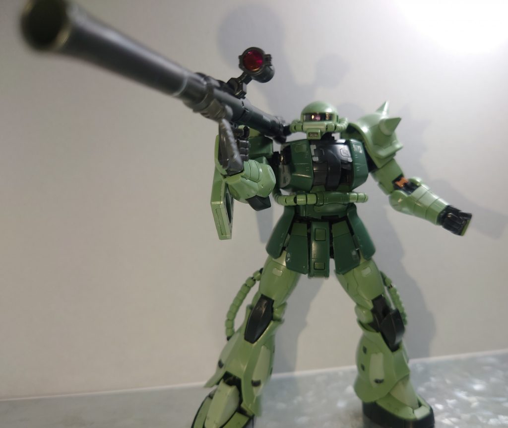 ザク・バズーカ構え