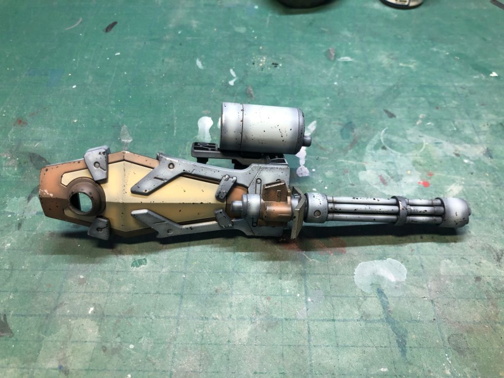 MGグフカスタム　砂漠風カラーで塗装–2枚目/制作者：アヒル