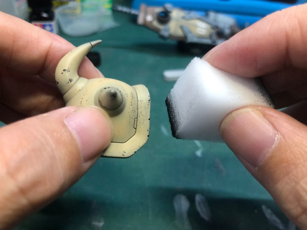 メラミンスポンジでチッピング