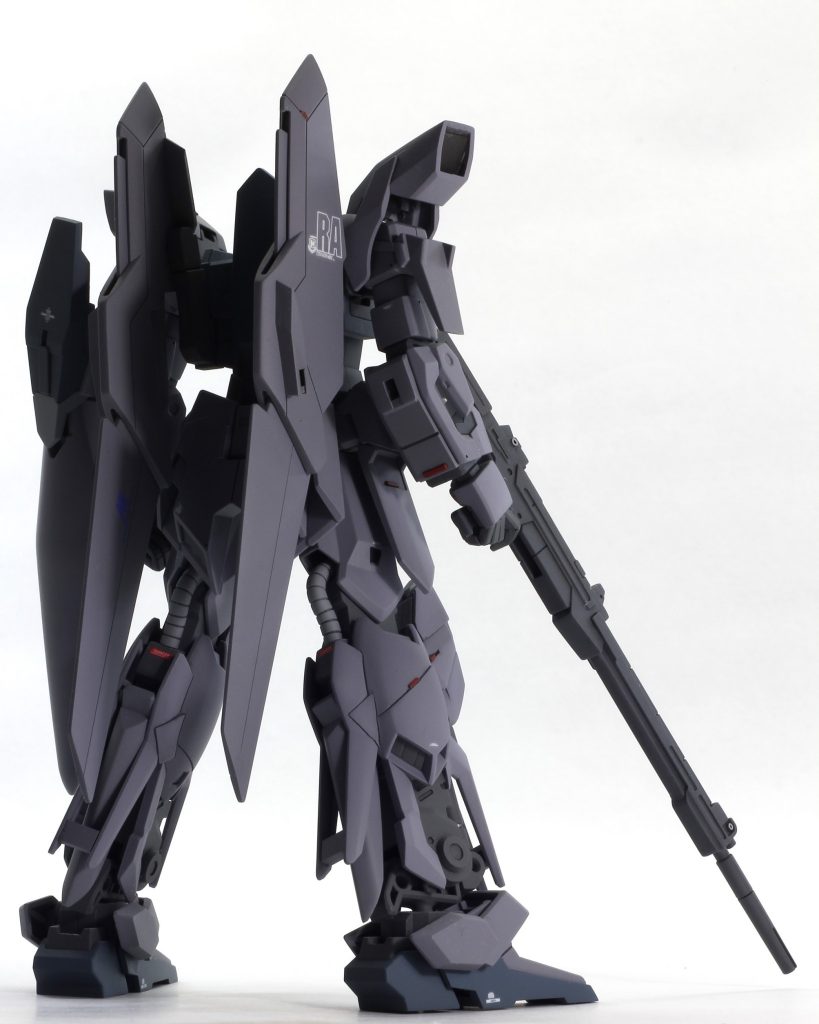 後ろNAのデカールがなかったのでラーカイラム...と思ったけど‼️これもしかしてアムロ!?間違えたぁまあ、ラーカイラムということにしてください