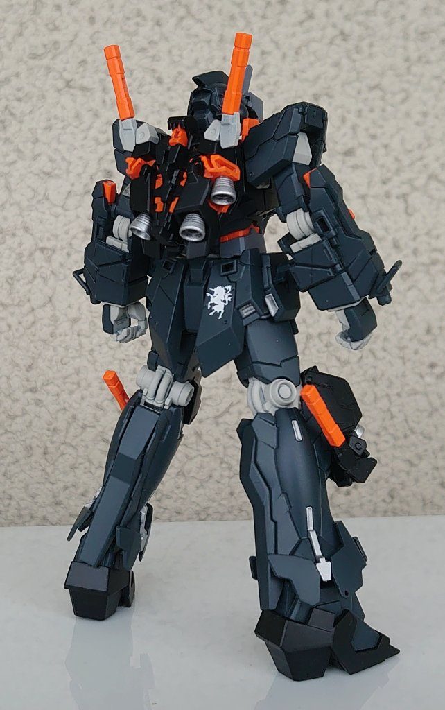 お尻のユニコーンデカールが個人的にポイントです