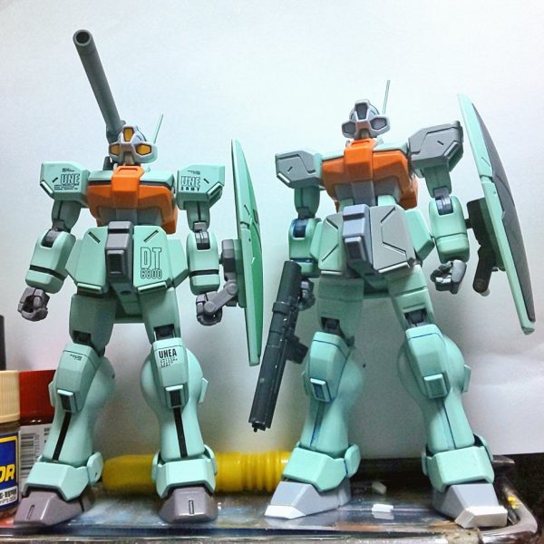 ただのドートレスです。毎度地味なガンプラ工作中です。キットをノーマルに組む(左)と少し詰まった印象がありますので…いや、ドートレスとはこういうものですが。腹部と腿でそれぞれ1.68mm延長しています。色は決めてないが、オリジナルのカラーリングを踏襲しつつトーンを変えるとか？どうしようかね。（2枚目）