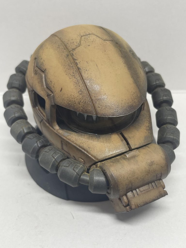 ザクヘッドで遊んでいます–3枚目/制作者：大輔