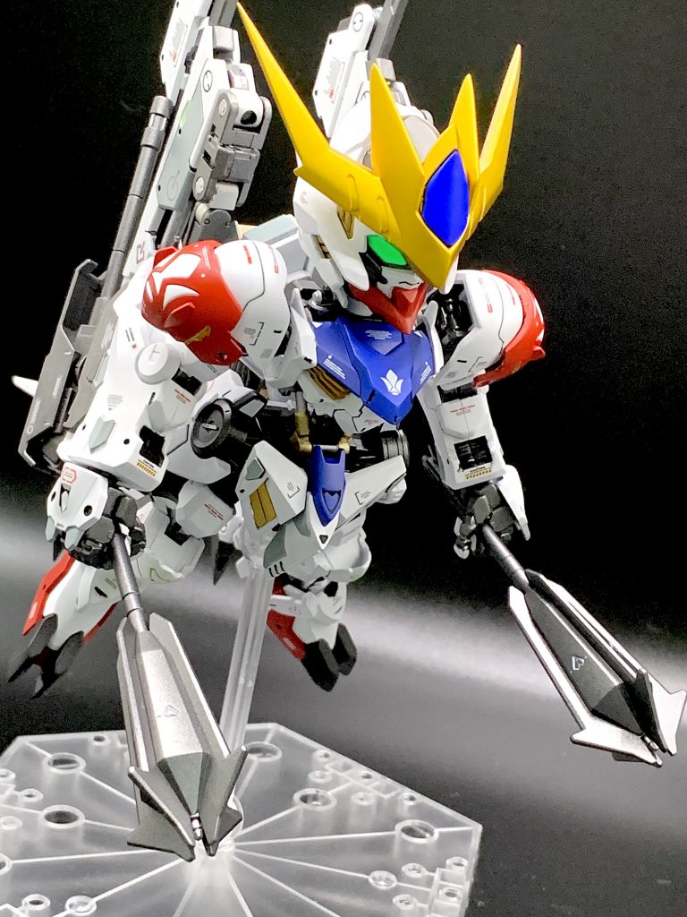 ツインメイスもバルバトスルプスの代名詞ですねもっと先端をシャープ化させたほうがメリハリが出てよかったかもしれません・・・