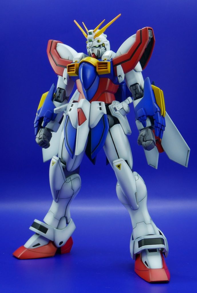 昨今のガンプラは小顔が主流ですが、頭が大きめの昔のキットはアニメのイメージに準拠しているようで結構悪くないです。