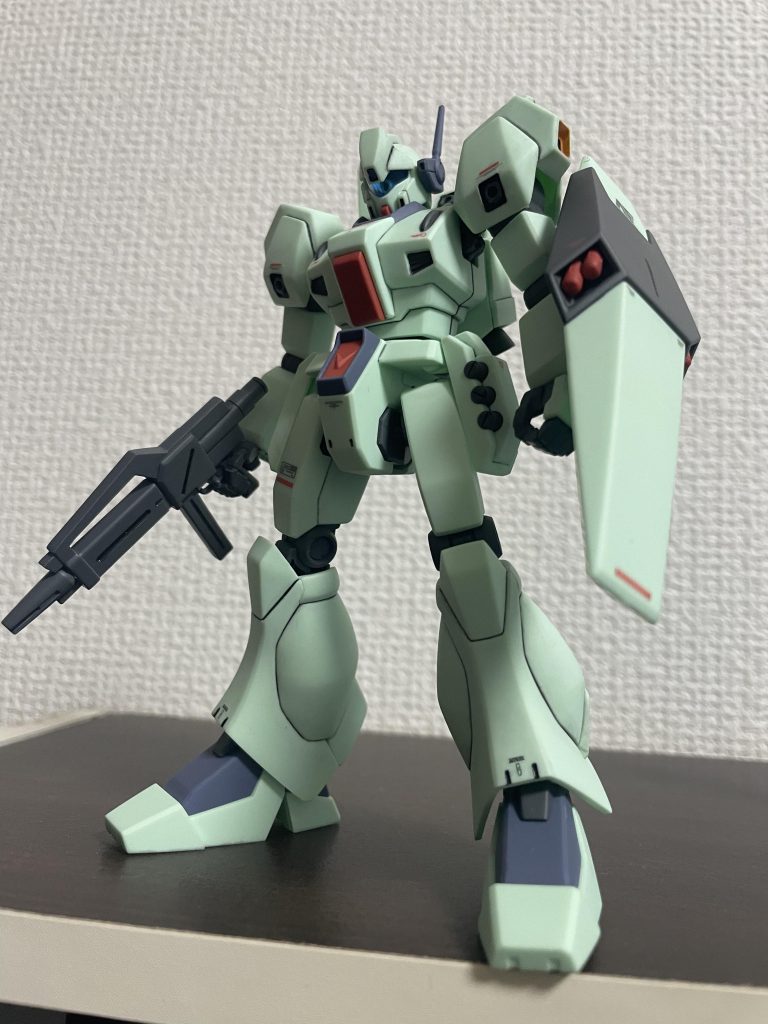 「期待の新型もまだまだ問題点はありそうだな、いや…パイロットが下手くそなだけかな！？」「ハーッハハハ…」ウォルフは停止したリゼルのパイロットに接触通信で嫌味を言うと愛機を動かして帰投するのだった。