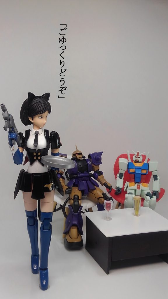 エマ ＆ ガールズバータイタン–9枚目/制作者：TOMSIM