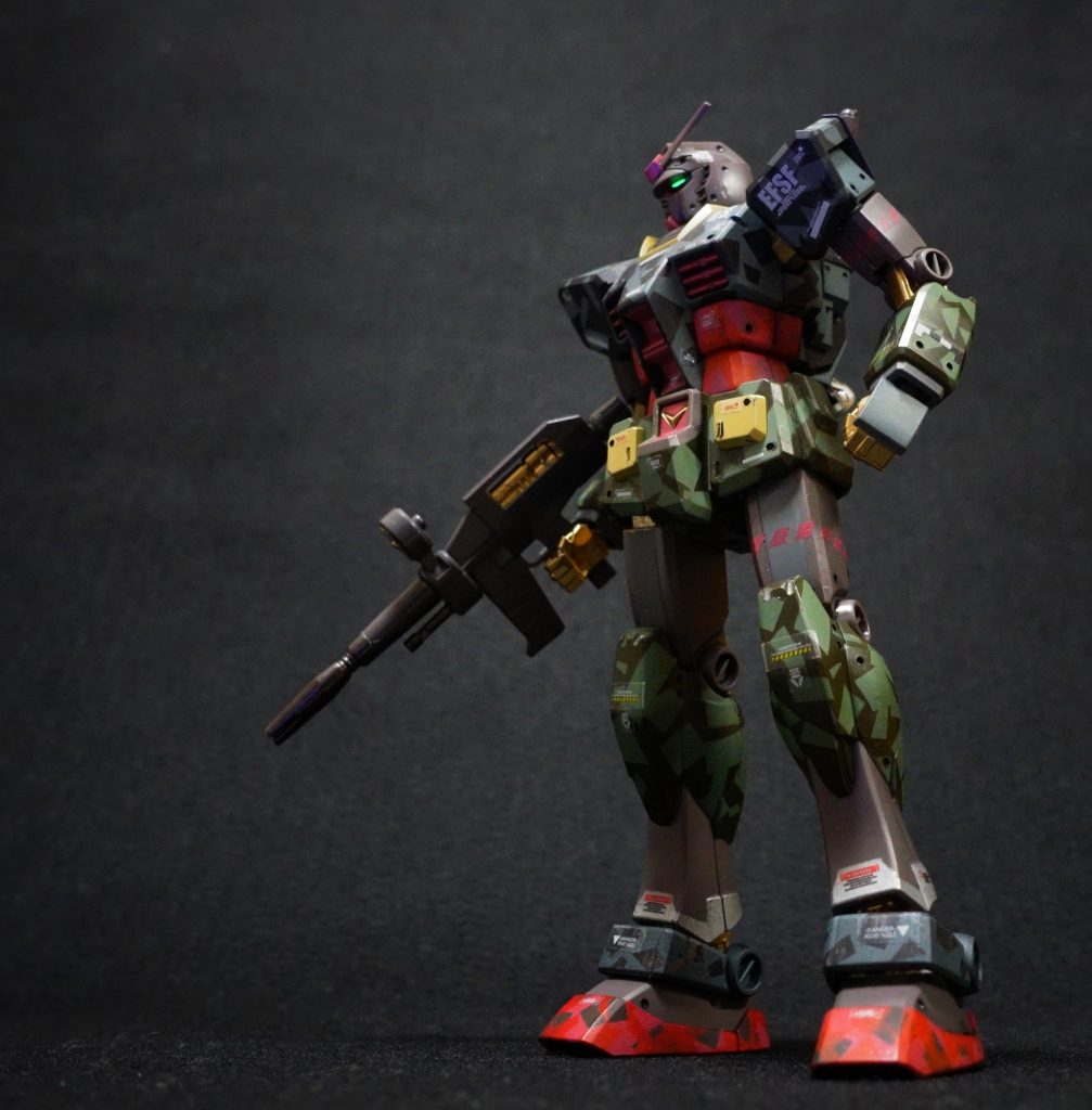 ●シュプリッター迷彩は初めてだけど、合わせ目消しやディティールアップをサボっても目立たずに済むのがありがたい（笑）。