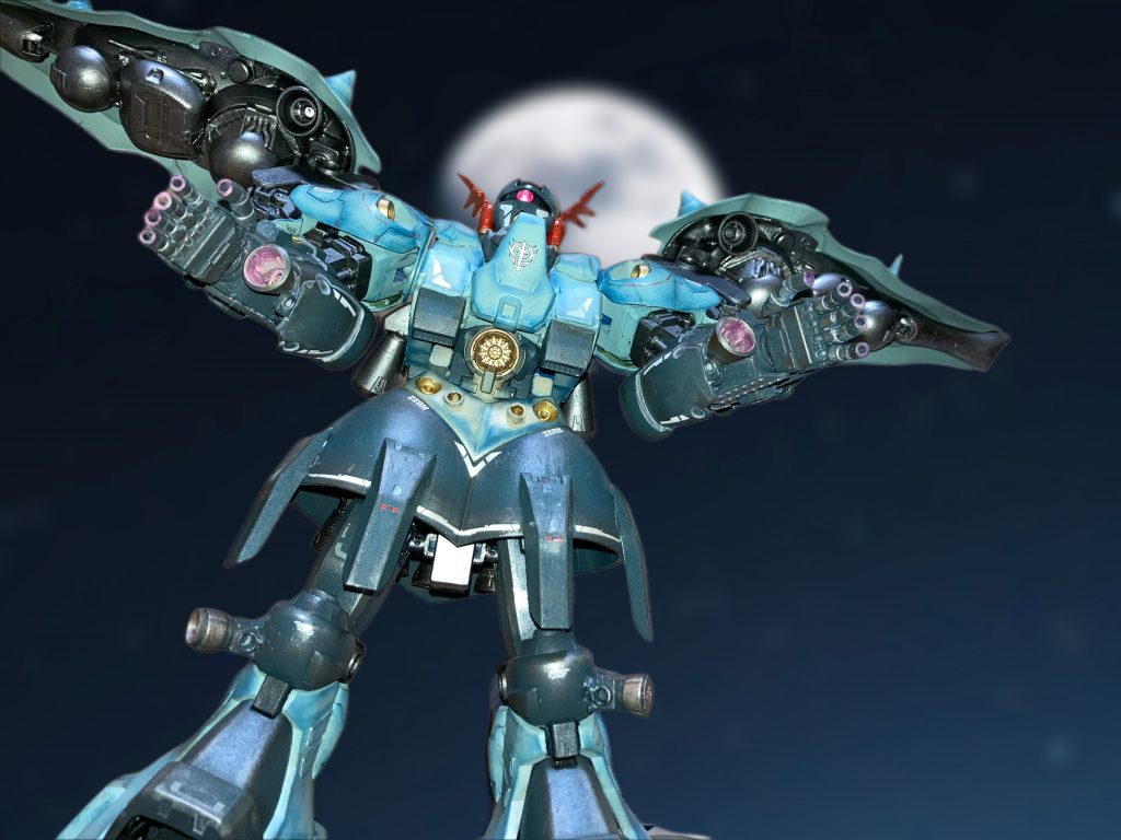 主砲の変身ベルト型メガ粒子砲は、ダブルオー？の太陽炉を改造してます。中身はまたしても何か？のホイールを仕込んでおります。