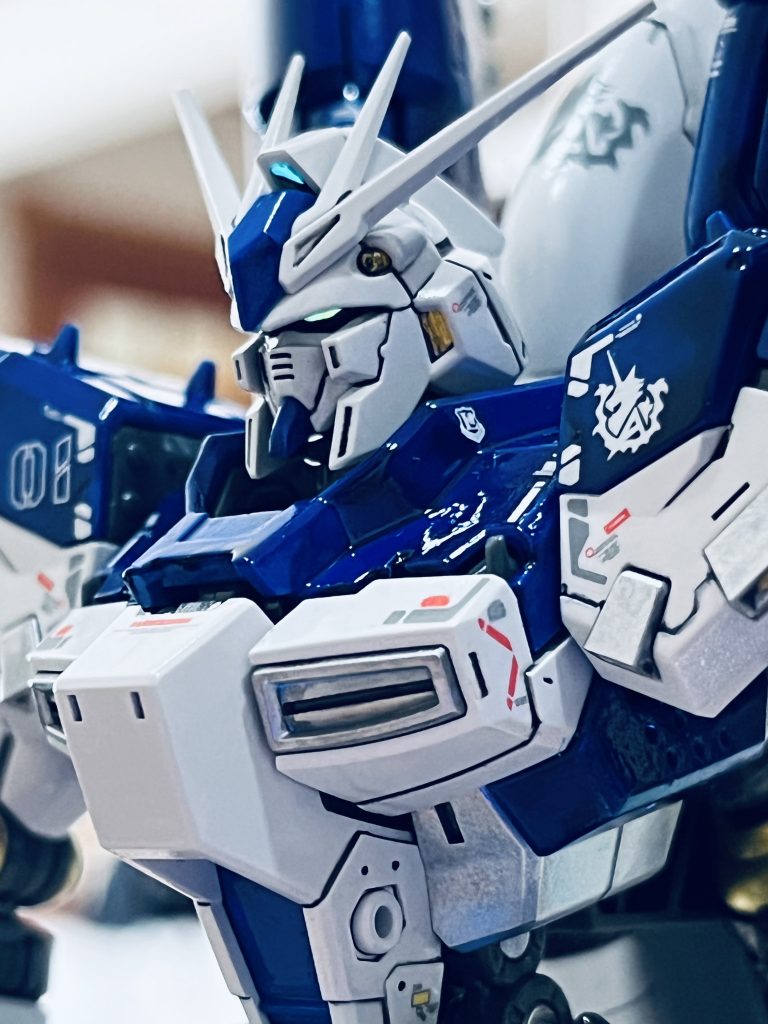 RG Hi-νガンダム–2枚目/制作者：トラメン