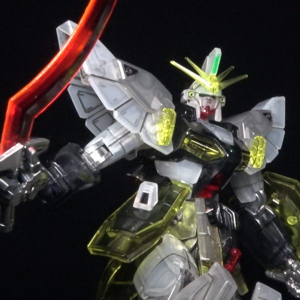 ガンダムサンドロック(クリアカラー)