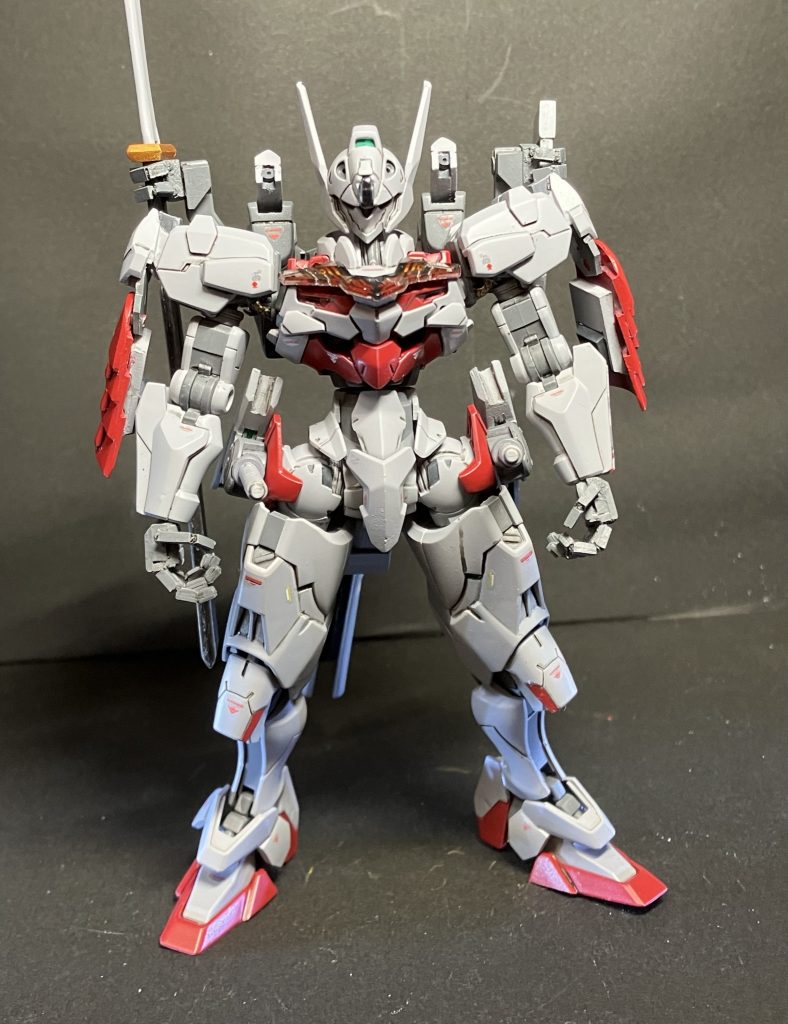 ビットオンフォームです。分解した大剣を全身に配置します。