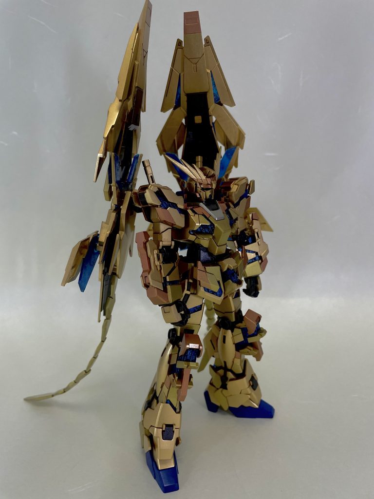 ゴールド、カッパー、ブラス、シャンパンゴールドで、塗り分けました。