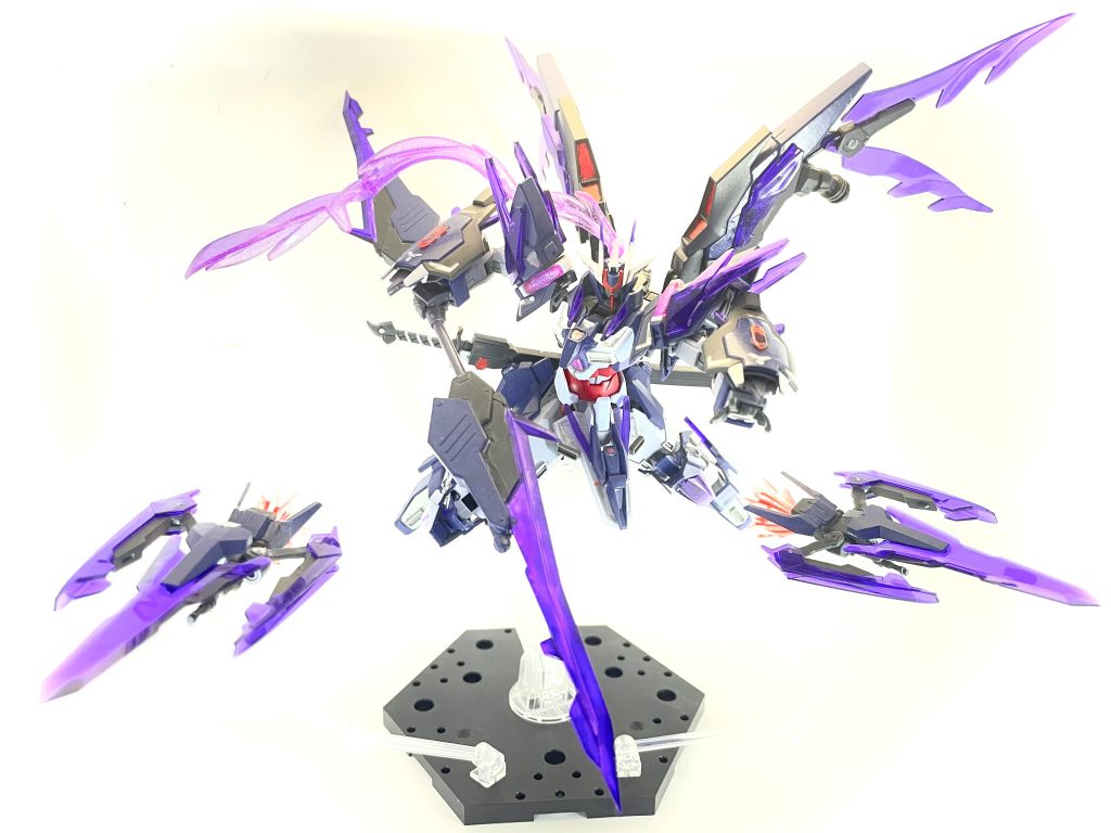 久しぶりの投稿で色々試しながらですいません。見せ方って大事だなと思います。ガンプラの出来は満足してます。