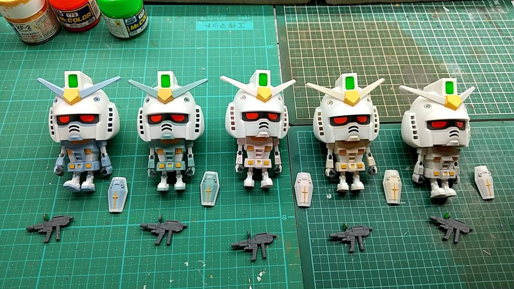 並べてやっとカラーの違いが分かる…