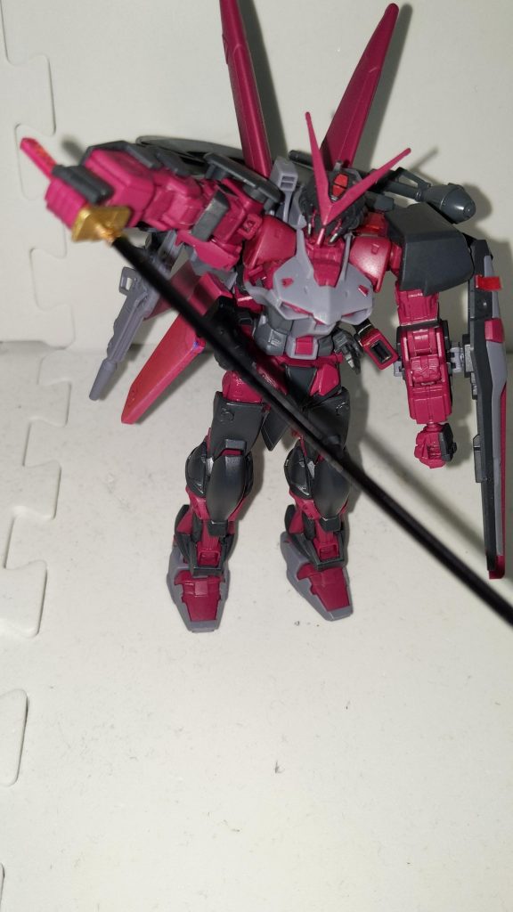 おまけミカゲの最後にして最凶の武装、「黒刀 色香ノ殺女(こくとう いろかのあやめ)」別名ヤンデレブレード見た目は黒塗りで柄の部分の飾りを落としたガーベラストレートだがこの武器は主にカラスマに言い寄る女性ダイバーを撃退する為に使われる。