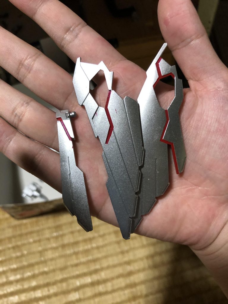 ABCマントの赤い部分塗装が結構上手く出来たなと‼️シルバーはガイアノーツのEXシルバーを使ってみました。