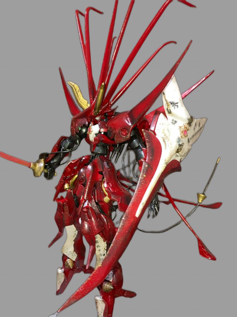 ガンダム機体じゃなくて申し訳ありません。某ガレージキットは高すぎて、なんとかガンプラで再現できないものかとチャレンジした物になります。