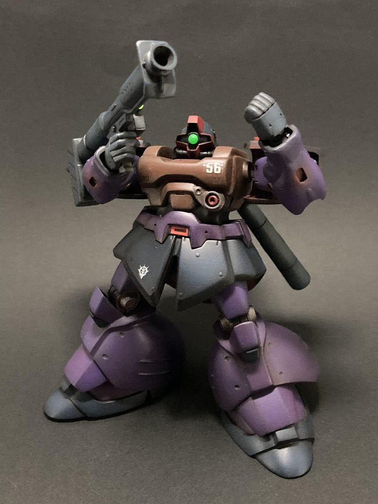 可動範囲は狭いので動かすのは難しいです💦