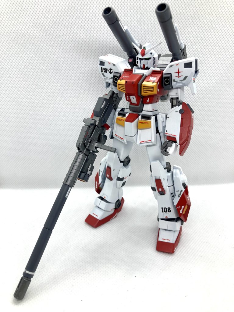 ガンキャノン :108ガンキャノンの戦闘データをガンダムに寄せて作ったということにしました。マドロックと言うことは忘れてください。ガンキャノンなんですガンキャノンの「ライフルは精密射撃ができる」となんかなデータで見たのでシステムウェポンの狙撃できそうなビームライフルを持たせてみました。