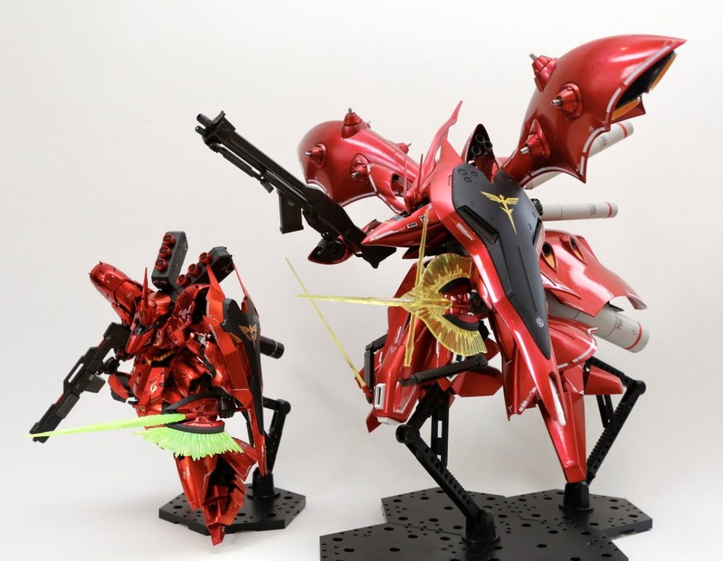 その後に作ったキャンディ塗装のナイチンゲールと。頑張って塗装したキットを遥かに超えるクオリティの作例が素組で実現できるのです。なんてこった。